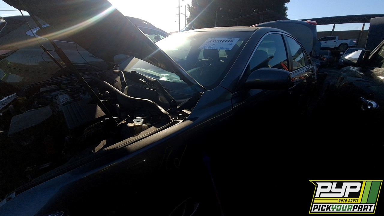 2011 TOYOTA CAMRY partes disponibles