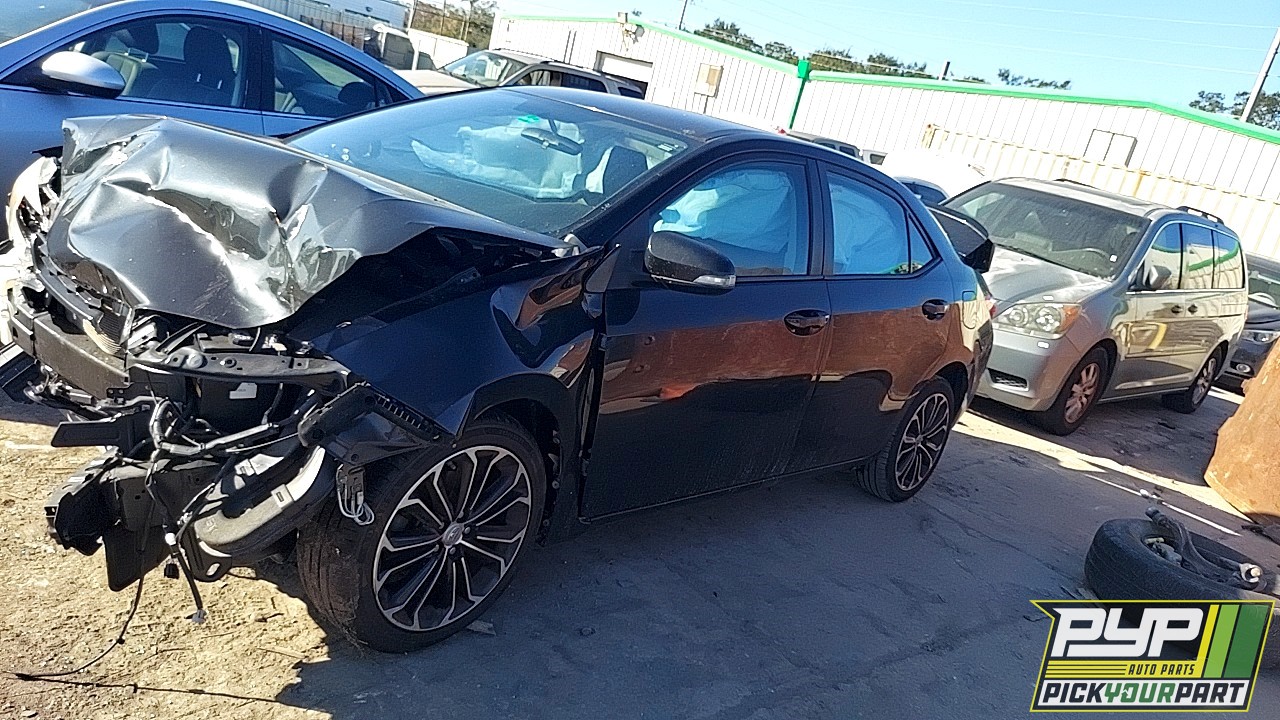 2015 TOYOTA COROLLA partes disponibles