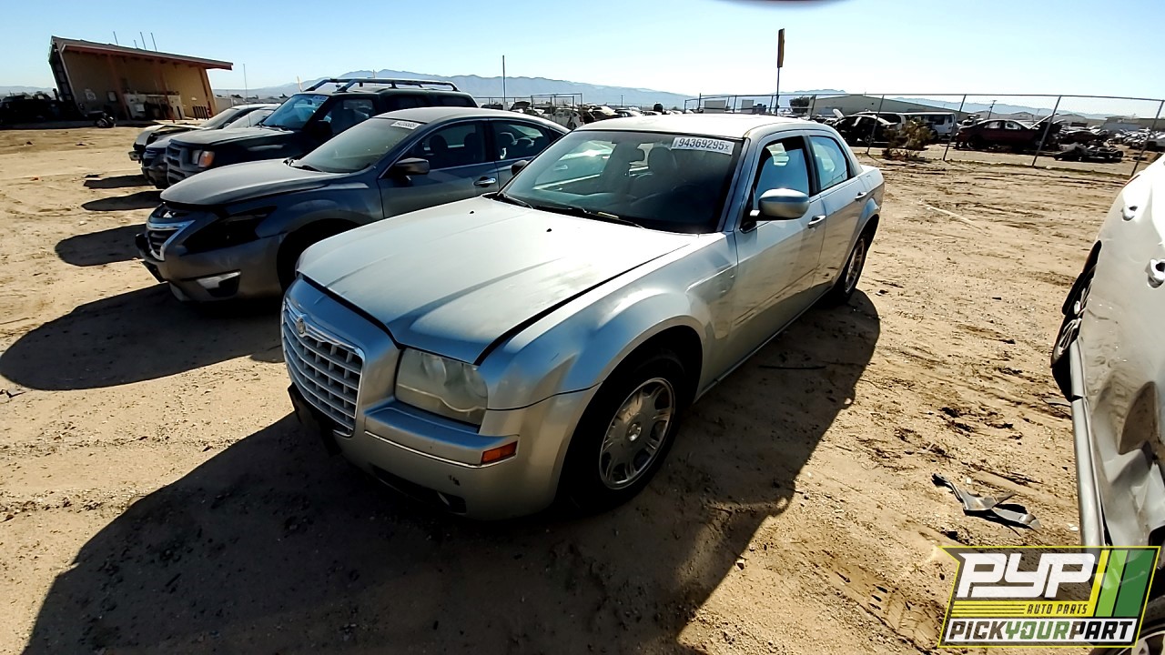 2006 CHRYSLER 300 available for parts