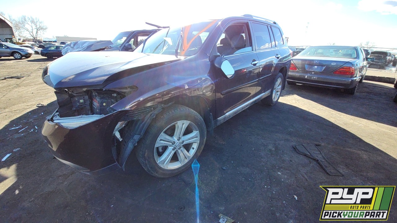 2012 TOYOTA HIGHLANDER available for parts