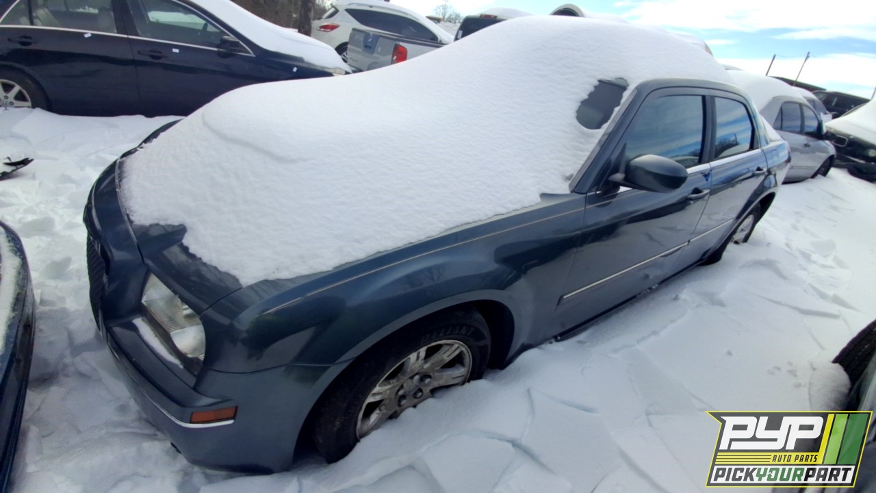 2006 CHRYSLER 300 partes disponibles