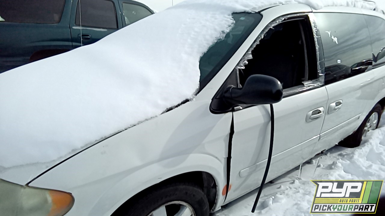 2007 DODGE GRAND CARAVAN available for parts