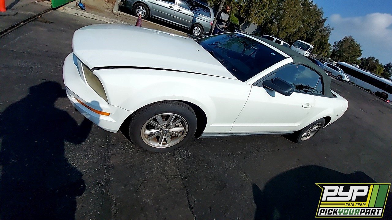 2005 FORD MUSTANG partes disponibles