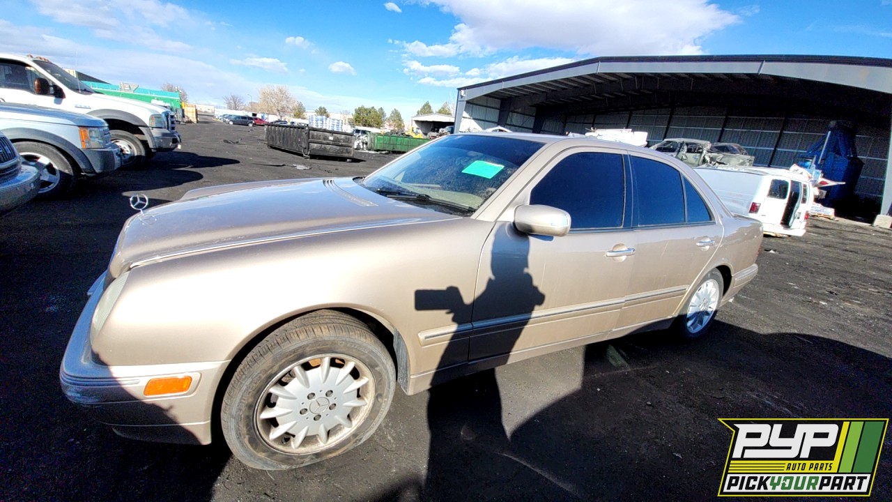 2002 MERCEDES-BENZ E320 partes disponibles