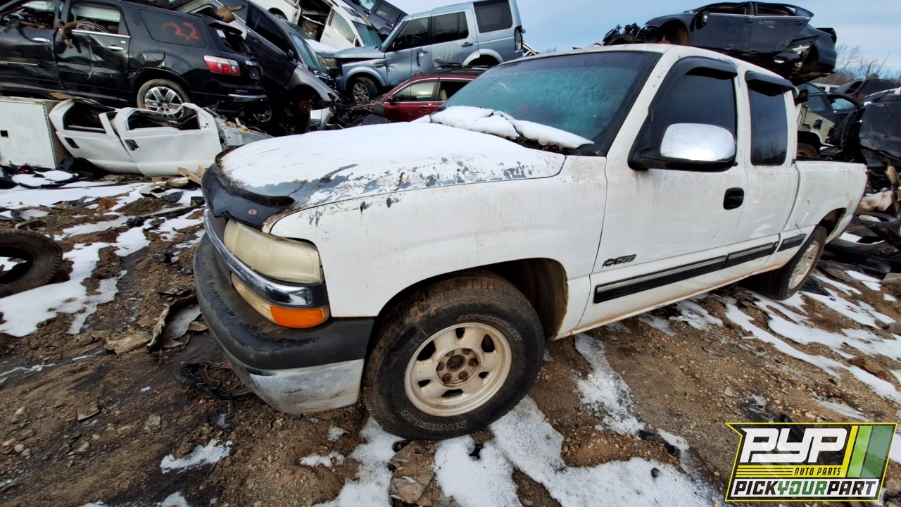 2001 CHEVROLET SILVERADO 1500 available for parts