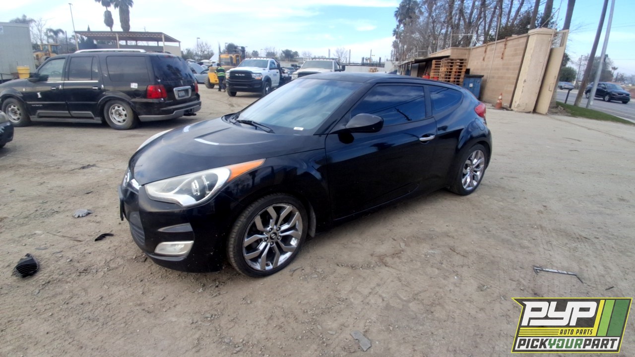 2015 HYUNDAI VELOSTER partes disponibles