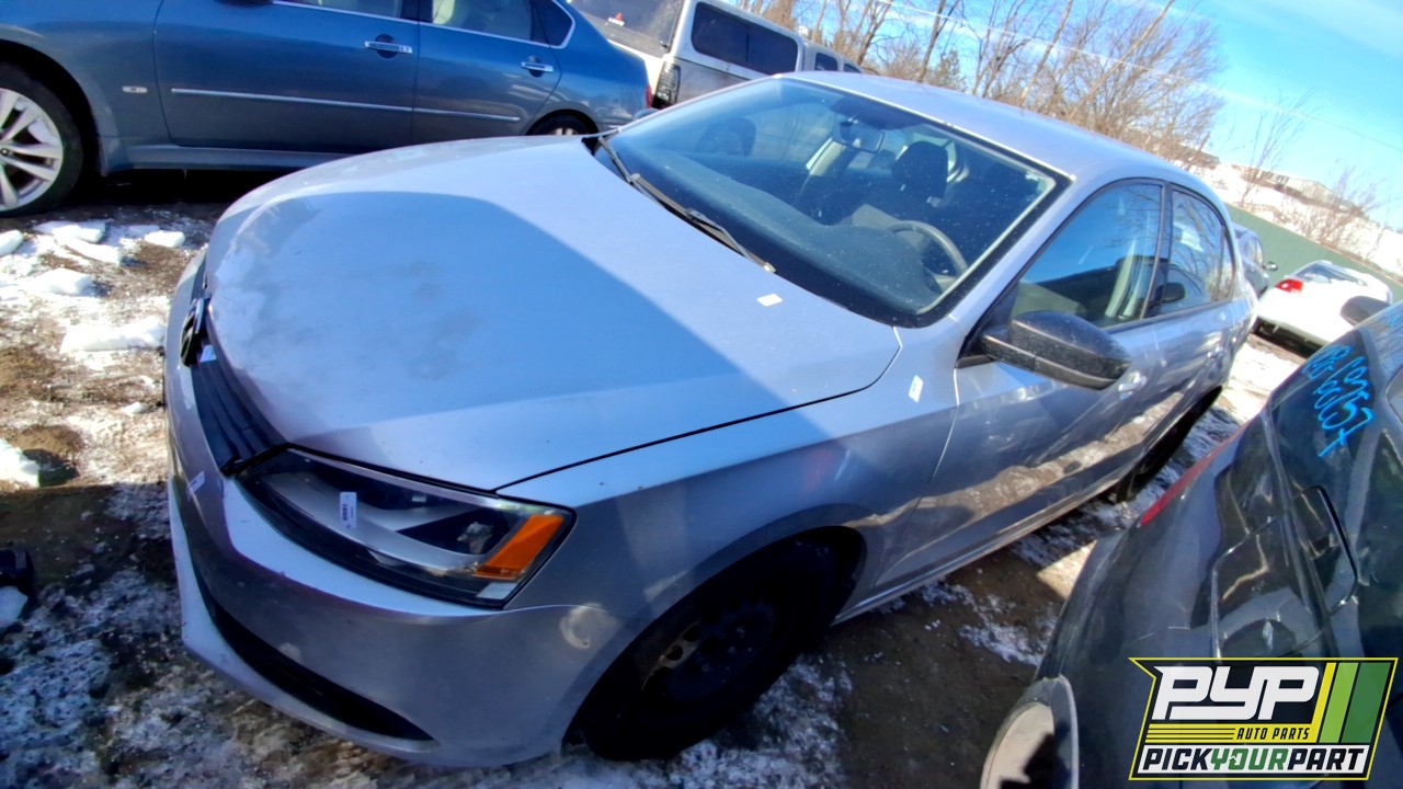 2011 VOLKSWAGEN JETTA partes disponibles