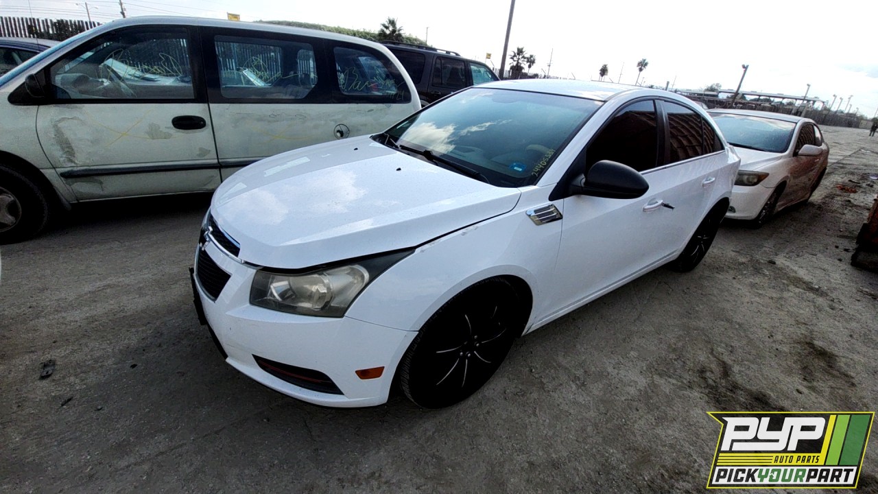 2012 CHEVROLET CRUZE partes disponibles