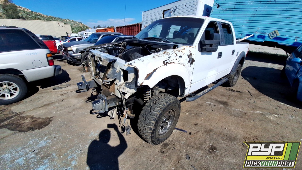 2005 FORD F-150 available for parts