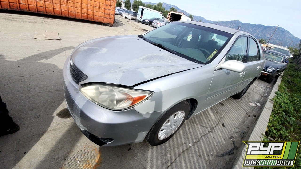 2002 TOYOTA CAMRY partes disponibles