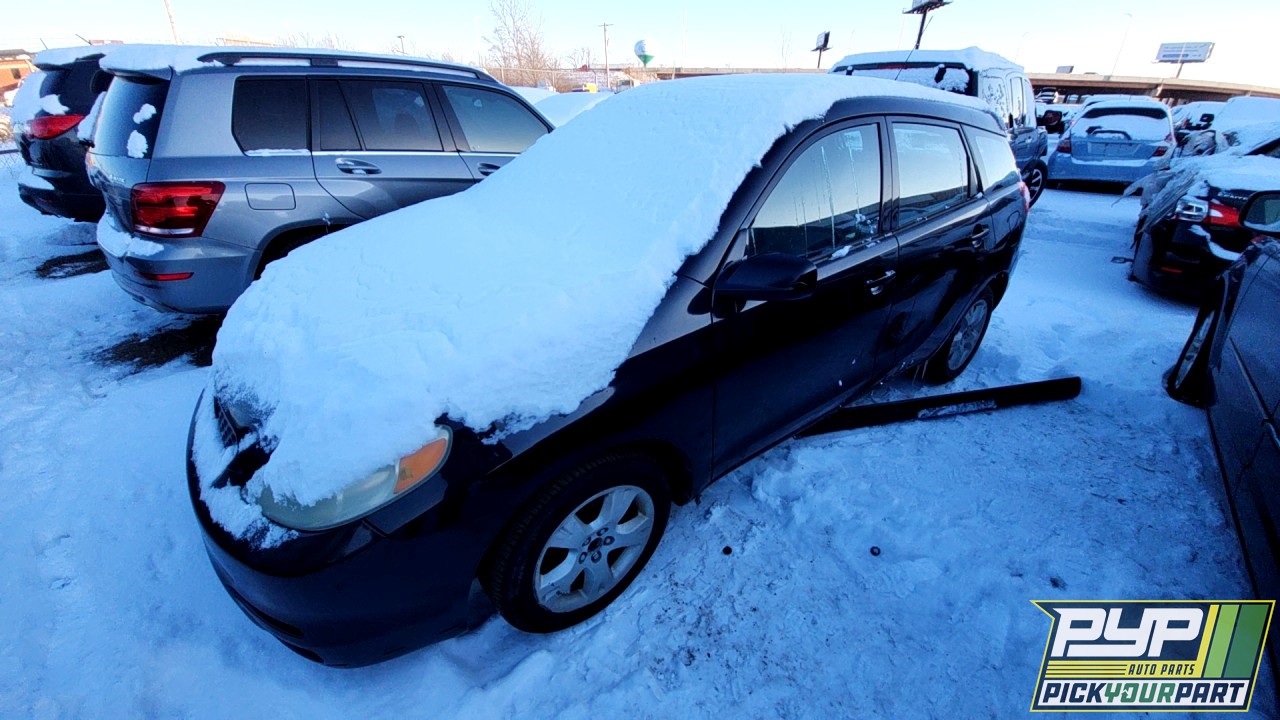 2004 TOYOTA MATRIX available for parts