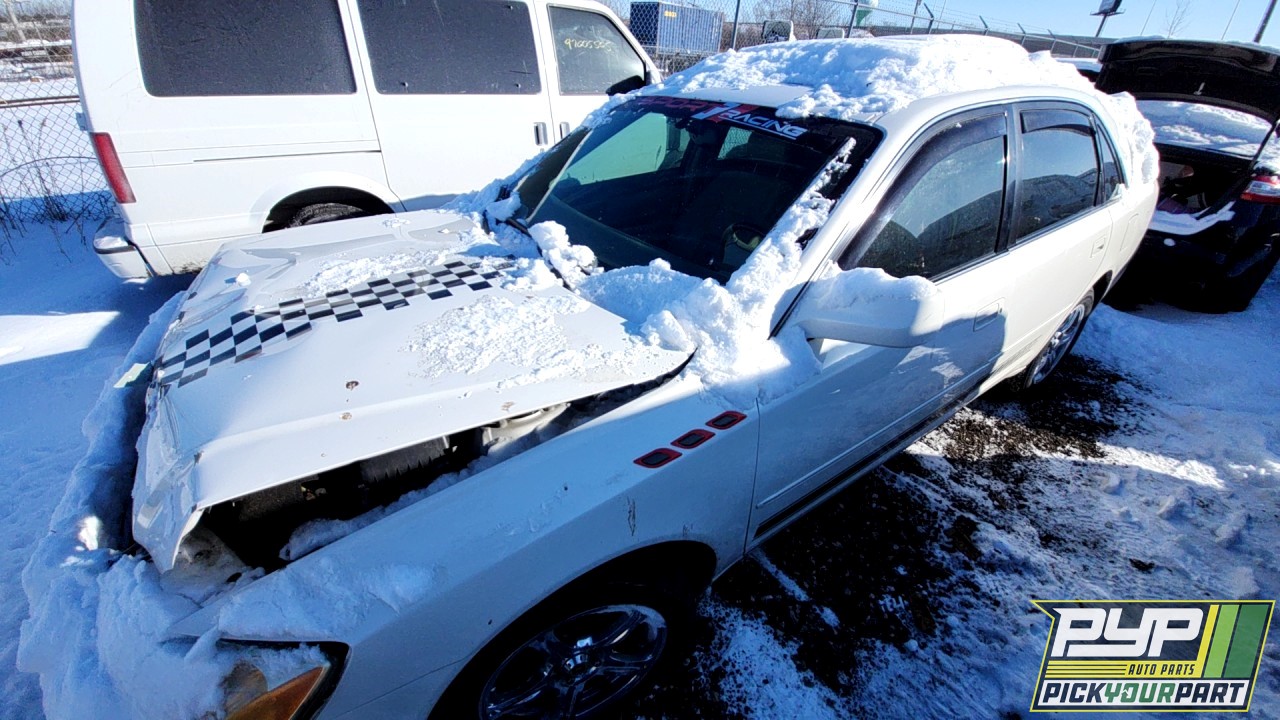 2004 TOYOTA AVALON available for parts