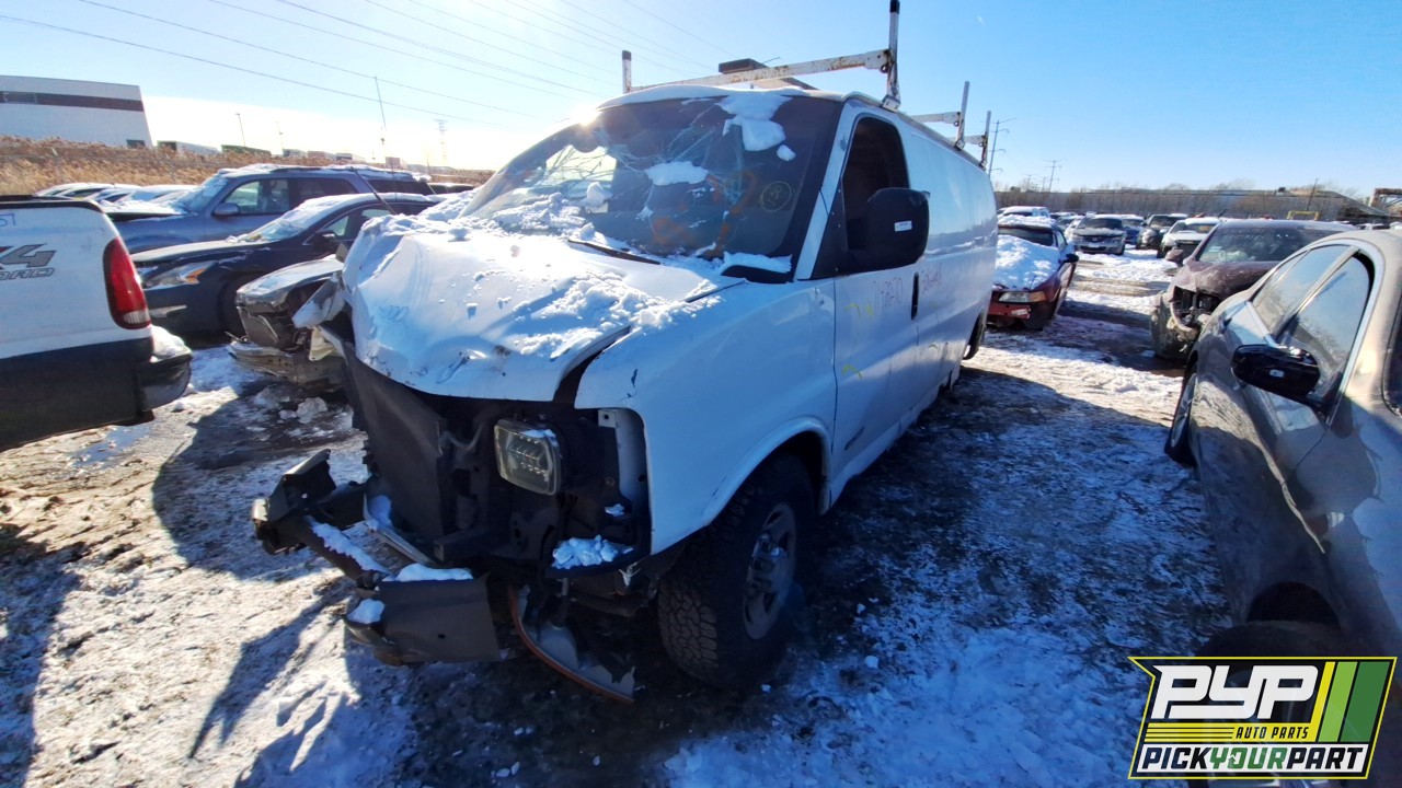 2004 CHEVROLET EXPRESS 2500 available for parts