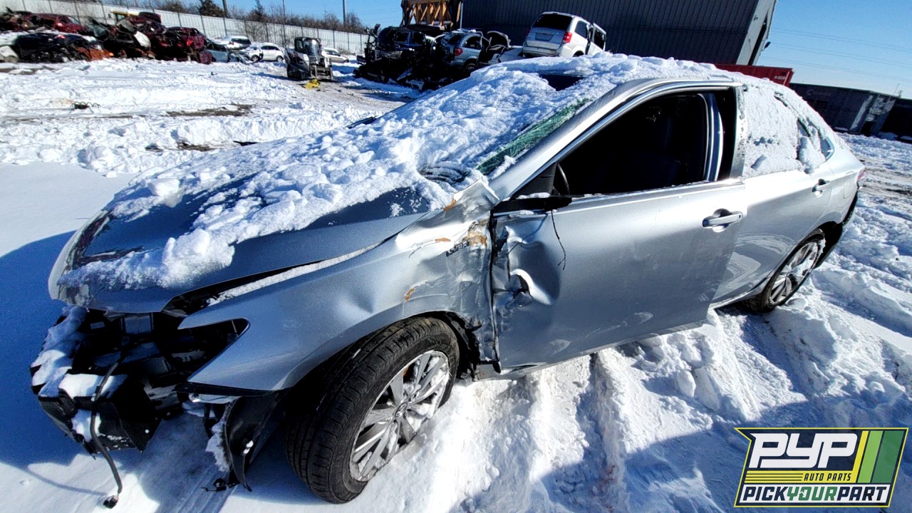 2016 TOYOTA CAMRY available for parts