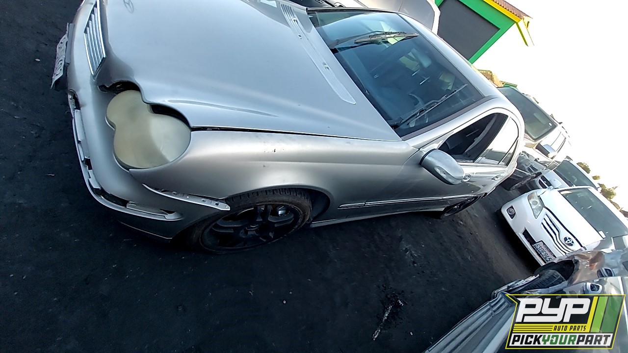 2003 MERCEDES-BENZ C32 AMG partes disponibles