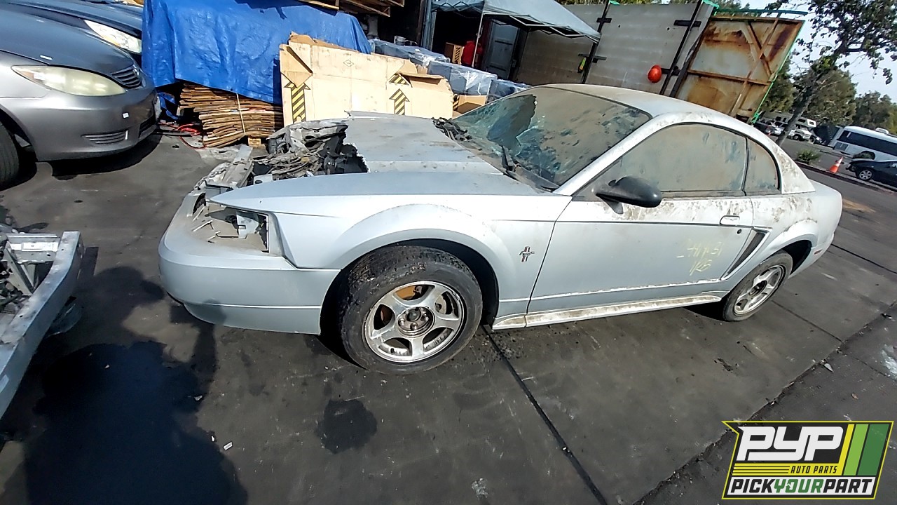2003 FORD MUSTANG partes disponibles