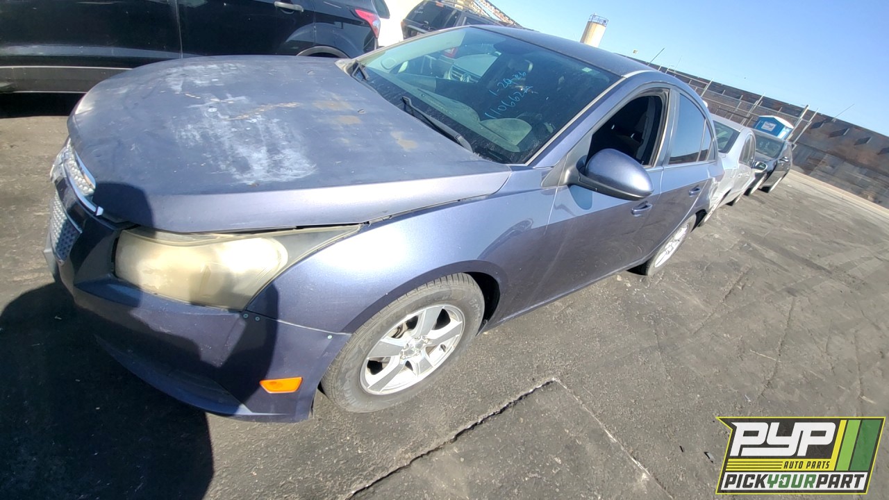 2013 CHEVROLET CRUZE partes disponibles