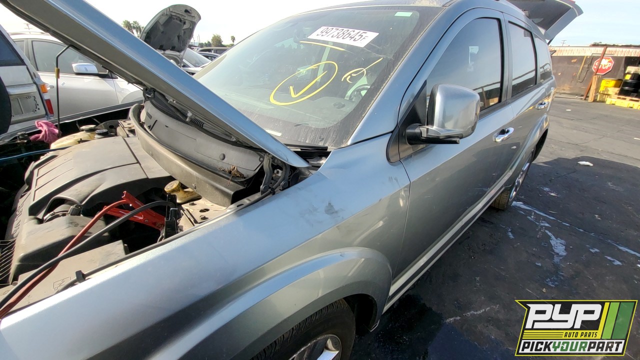2009 DODGE JOURNEY available for parts