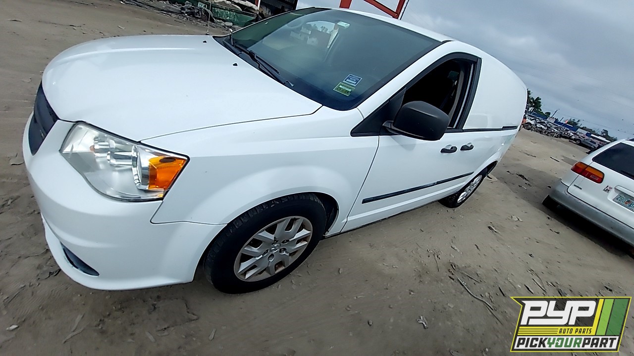 2015 RAM C/V partes disponibles