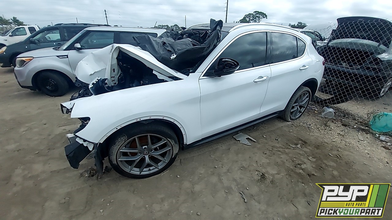 2018 ALFA ROMEO STELVIO partes disponibles