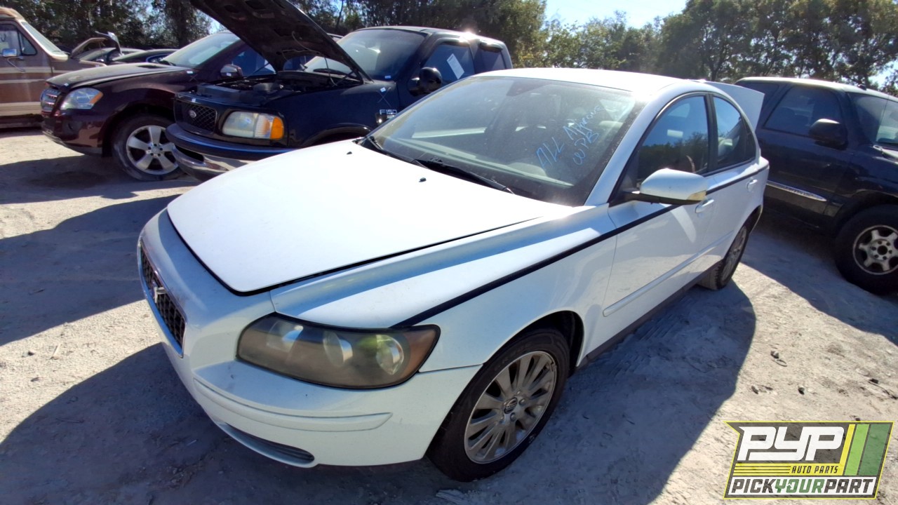2005 VOLVO S40 partes disponibles