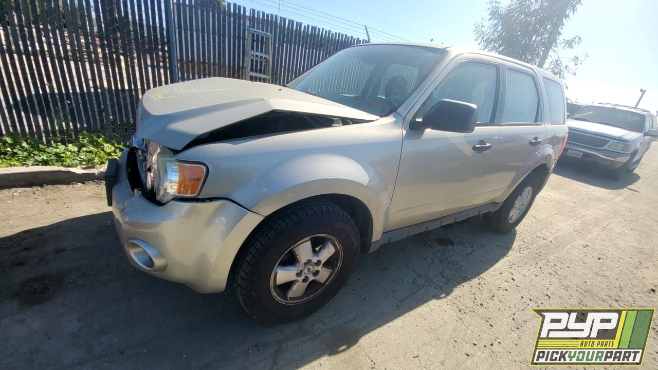 2010 FORD ESCAPE partes disponibles