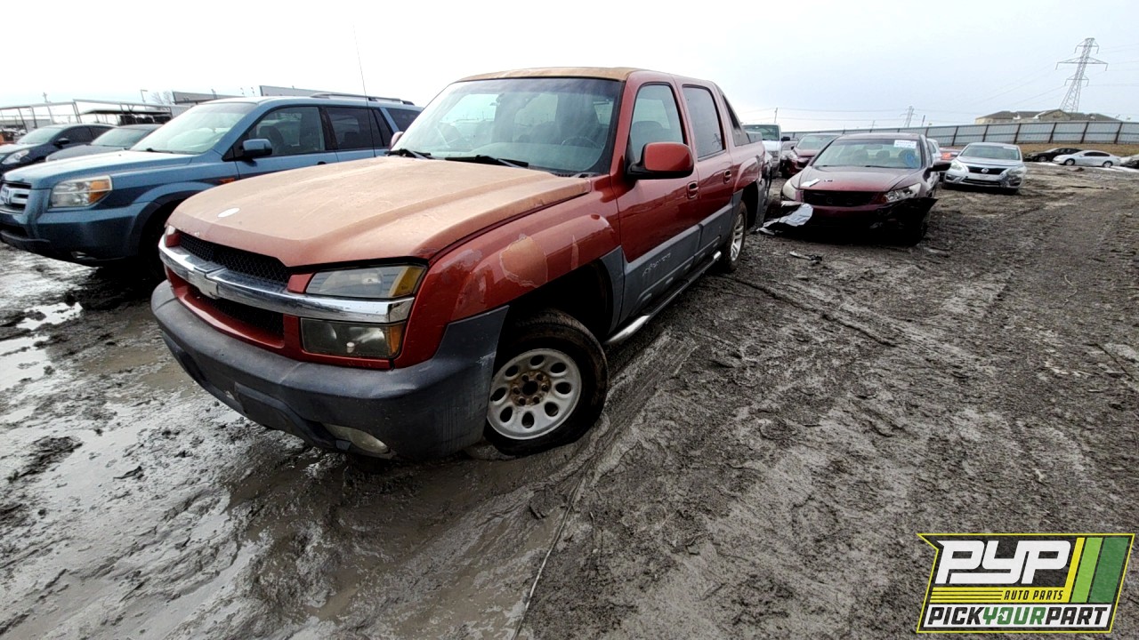 2003 CHEVROLET AVALANCHE 1500 available for parts