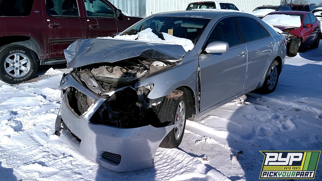 2010 TOYOTA CAMRY partes disponibles