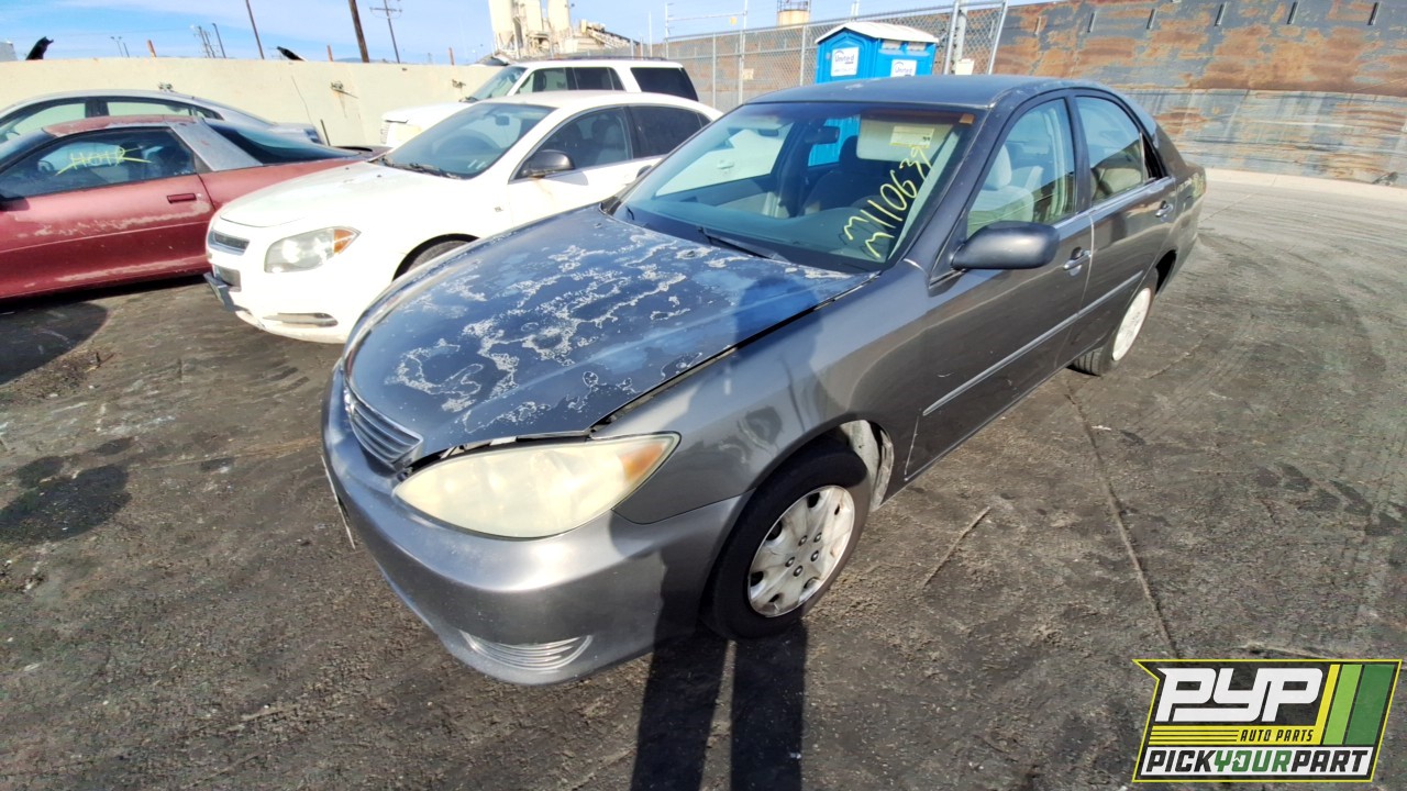 2005 TOYOTA CAMRY partes disponibles