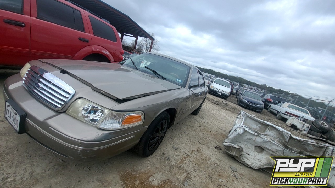 2002 FORD CROWN VICTORIA partes disponibles