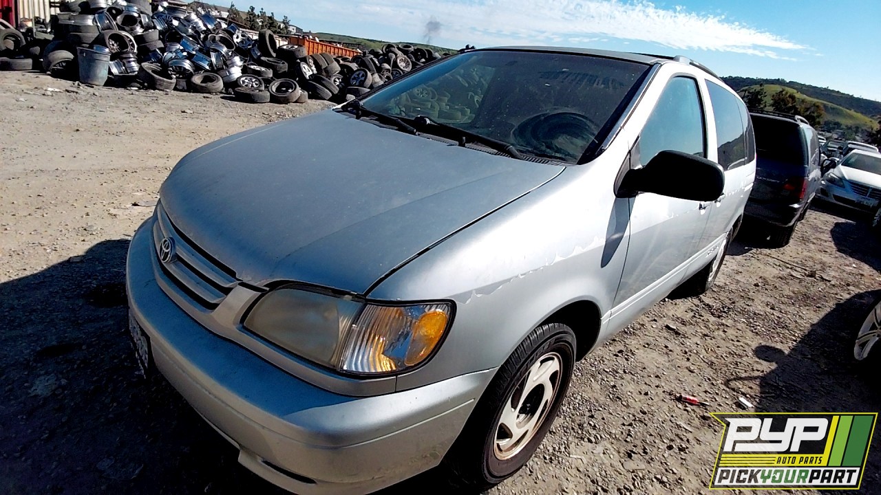 2002 TOYOTA SIENNA available for parts