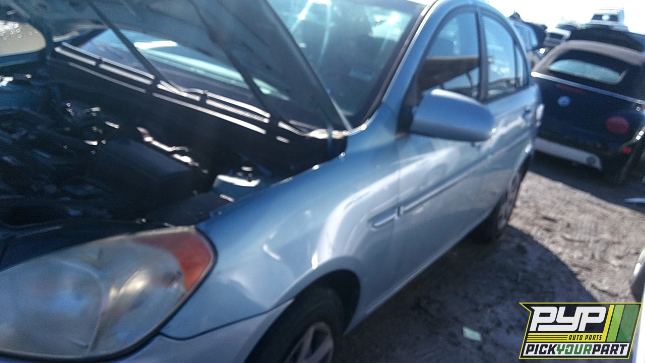 2009 HYUNDAI ACCENT partes disponibles