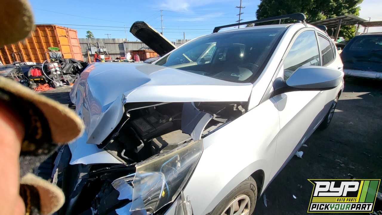 2013 HYUNDAI ACCENT available for parts
