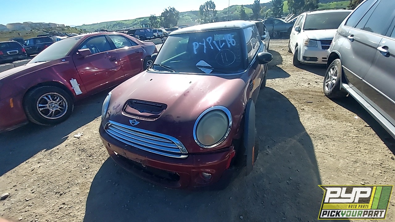 2009 MINI COOPER partes disponibles