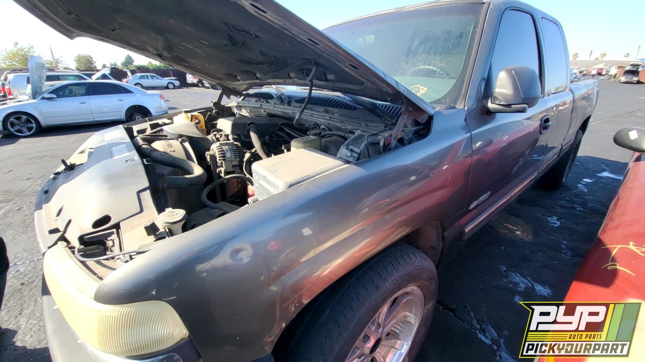 2000 CHEVROLET SILVERADO 1500 available for parts