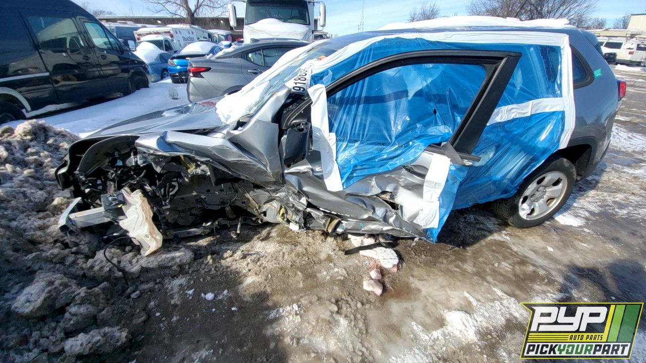 2015 JEEP CHEROKEE partes disponibles