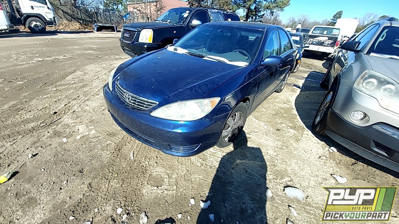 2005 TOYOTA CAMRY partes disponibles