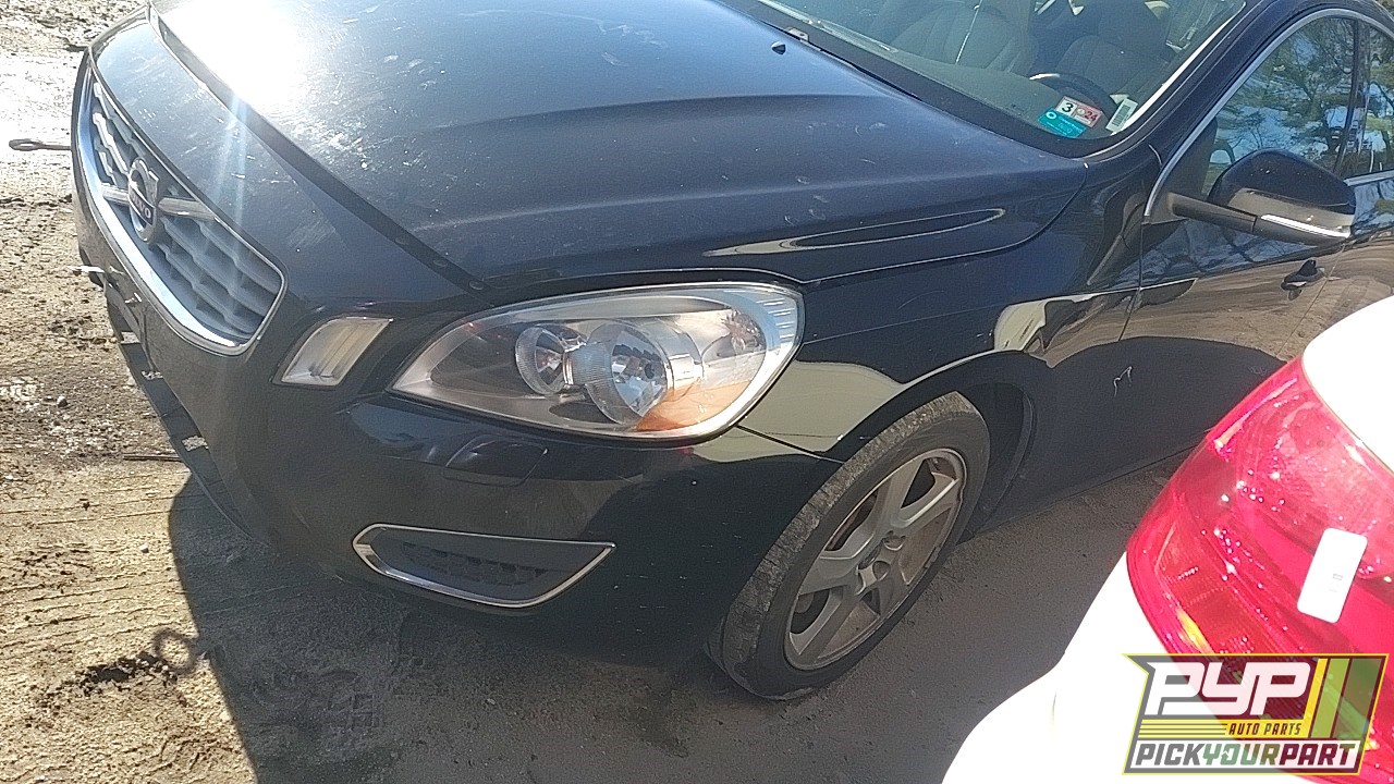 2012 VOLVO S60 partes disponibles