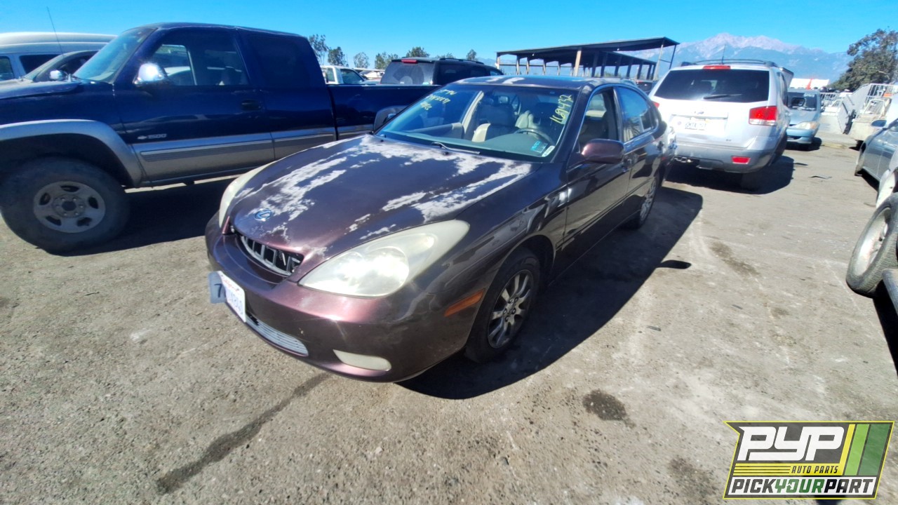 2002 LEXUS ES300 partes disponibles