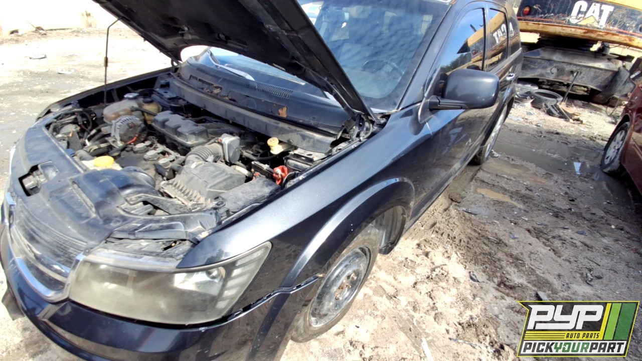 2009 DODGE JOURNEY available for parts