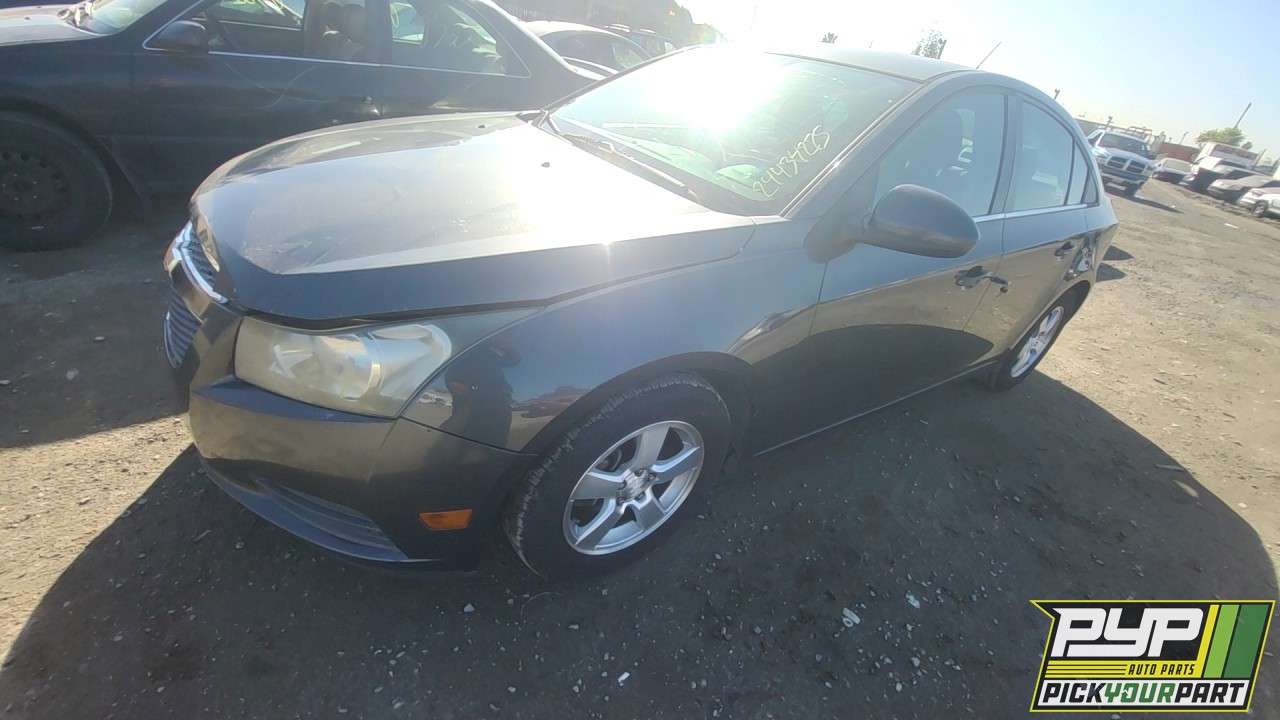 2013 CHEVROLET CRUZE partes disponibles