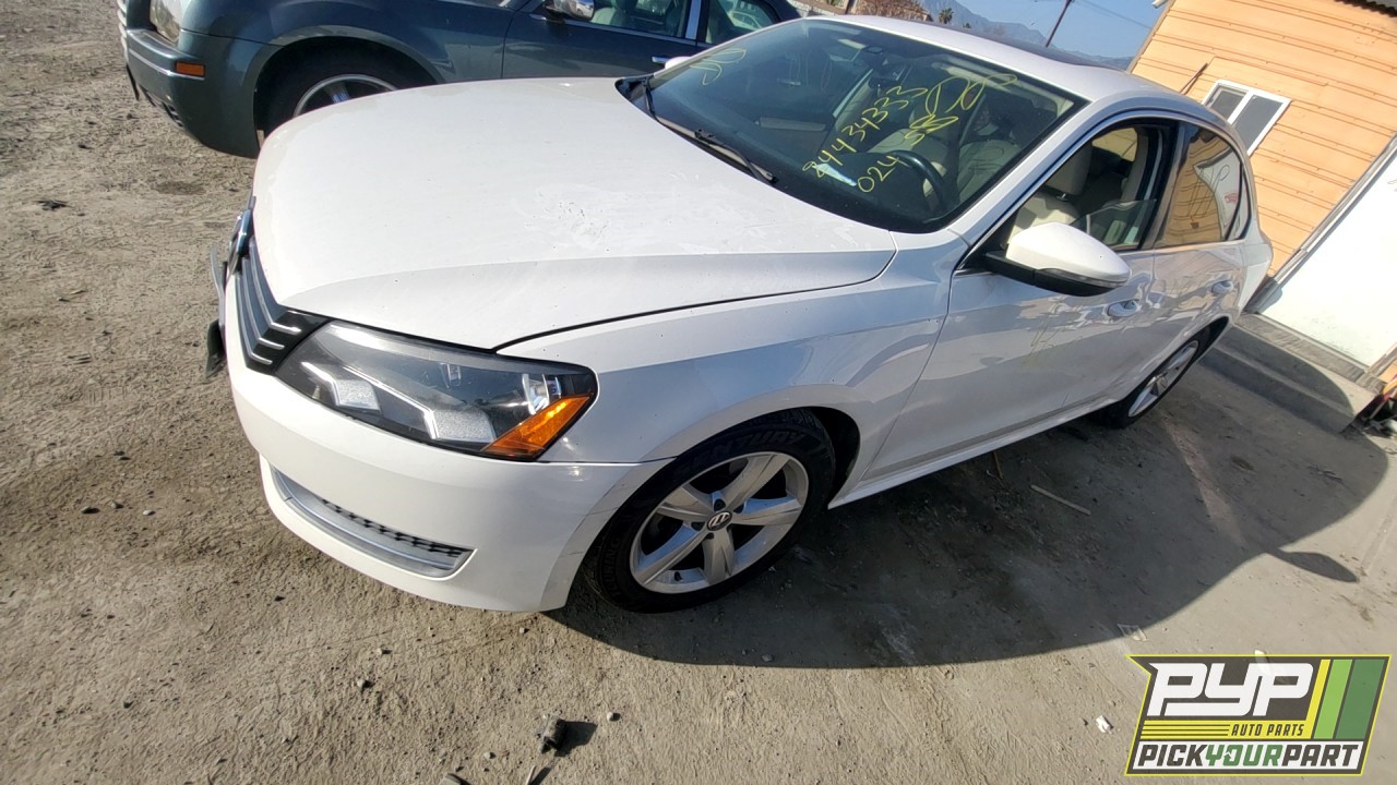 2012 VOLKSWAGEN PASSAT partes disponibles