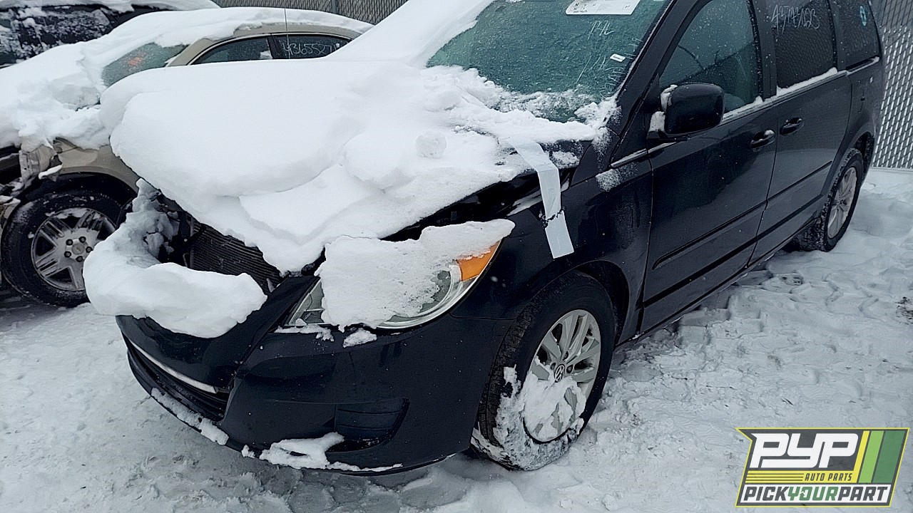 2013 VOLKSWAGEN ROUTAN partes disponibles