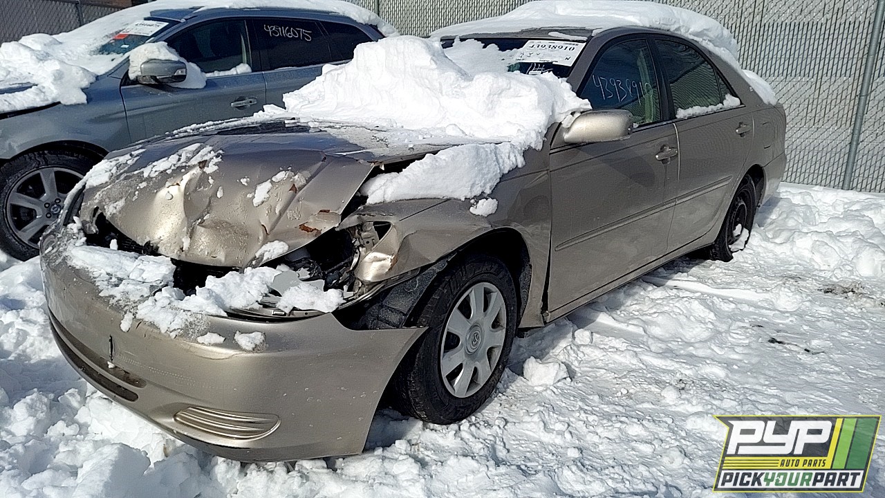 2003 TOYOTA CAMRY partes disponibles