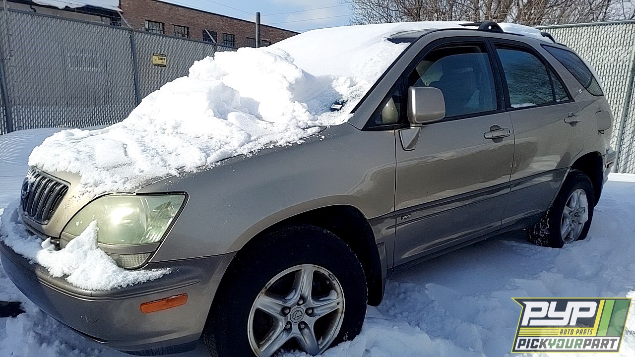 2002 LEXUS RX300 partes disponibles