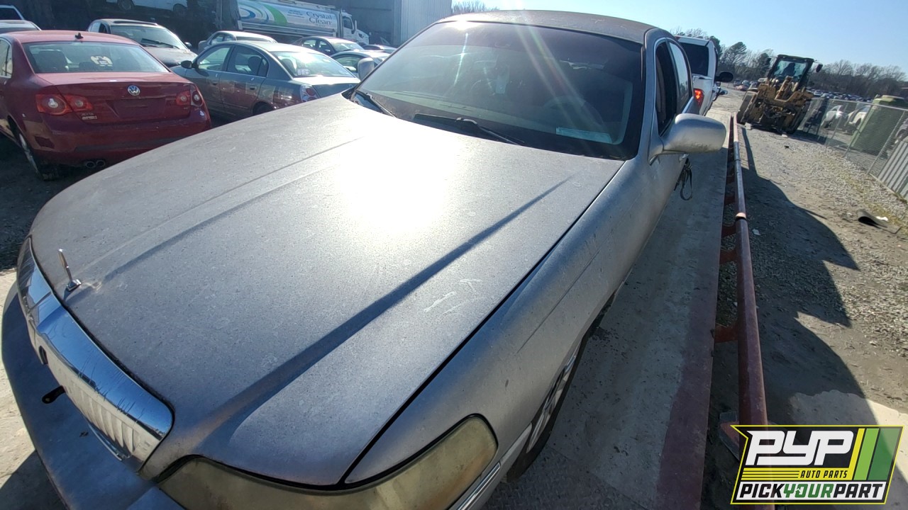 2006 LINCOLN TOWN CAR available for parts