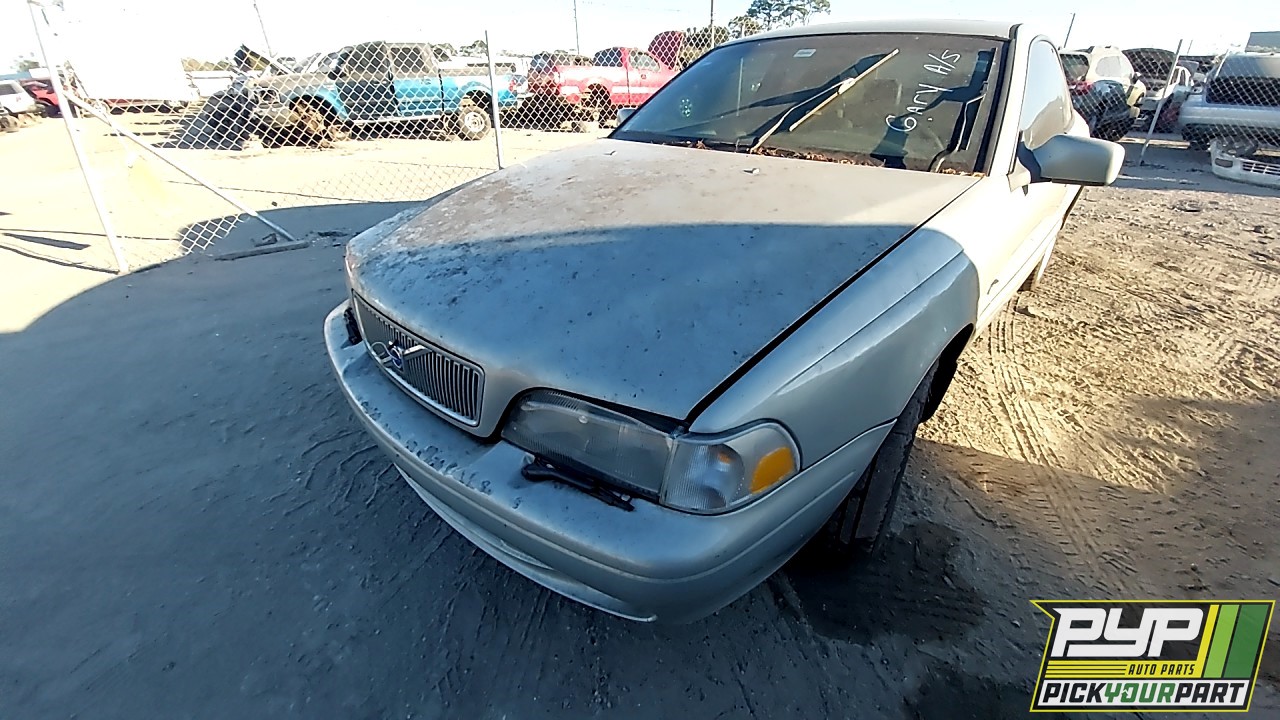 2000 VOLVO C70 partes disponibles