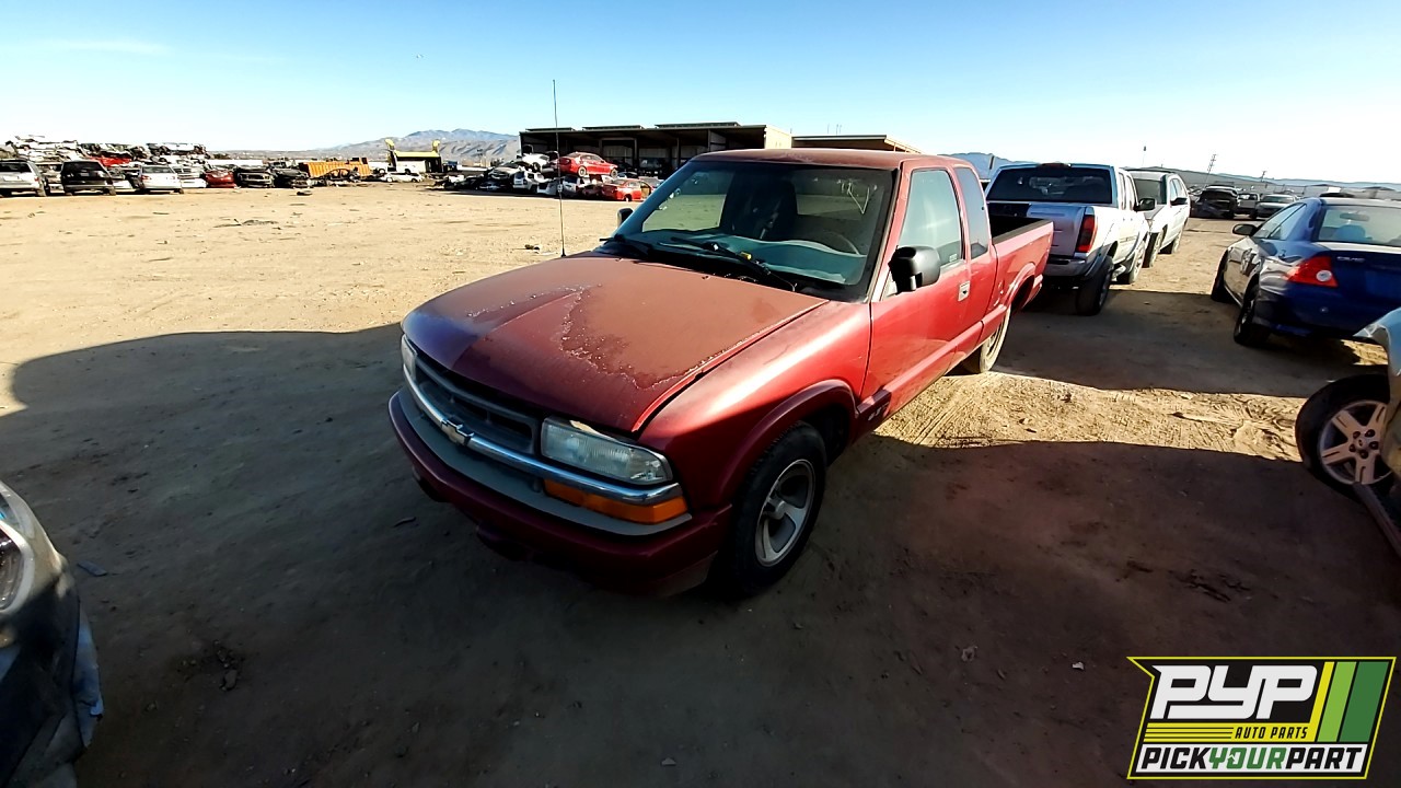 2000 CHEVROLET S10 available for parts