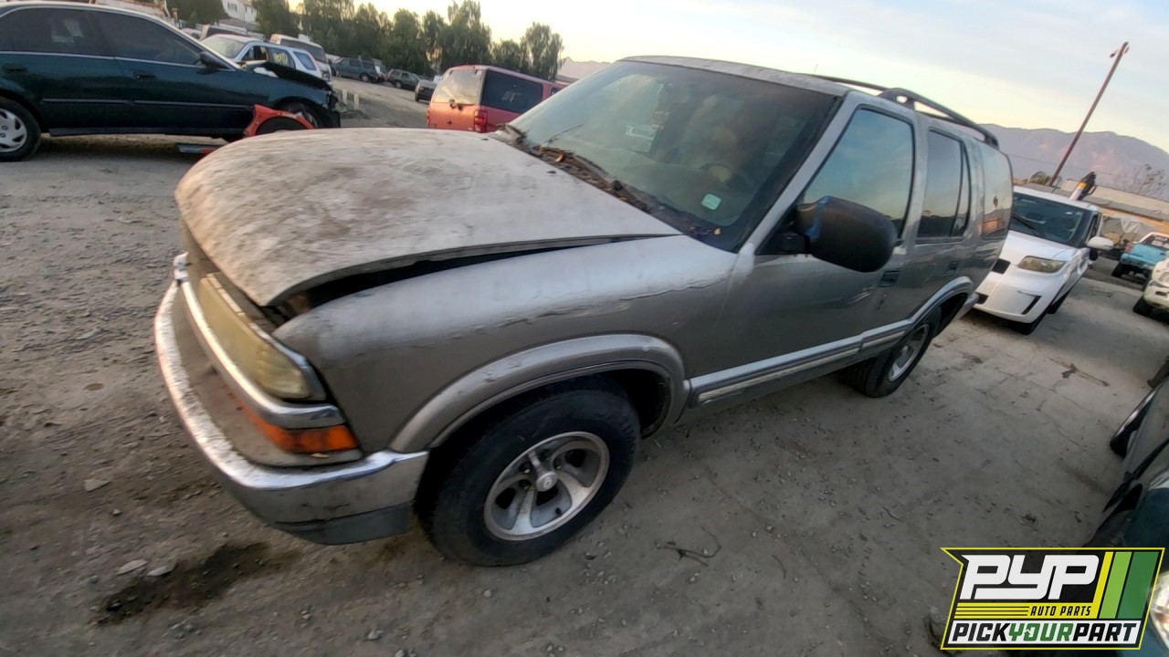 2001 CHEVROLET BLAZER available for parts