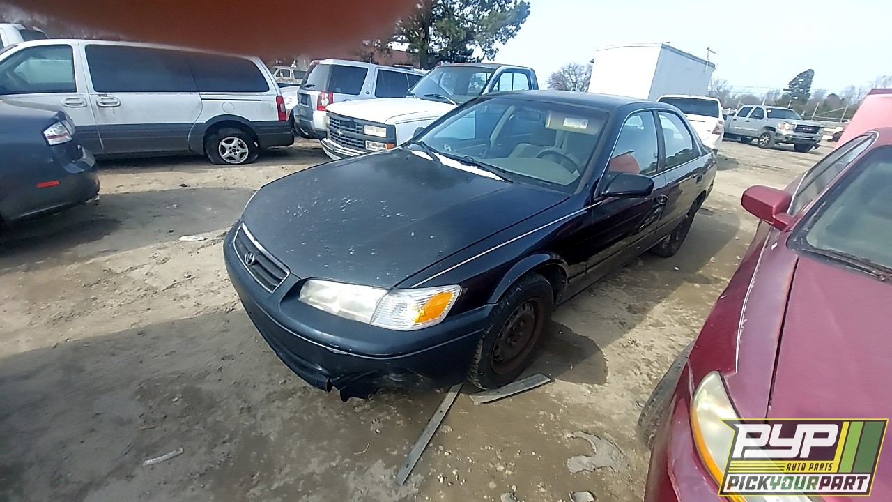 2000 TOYOTA CAMRY available for parts